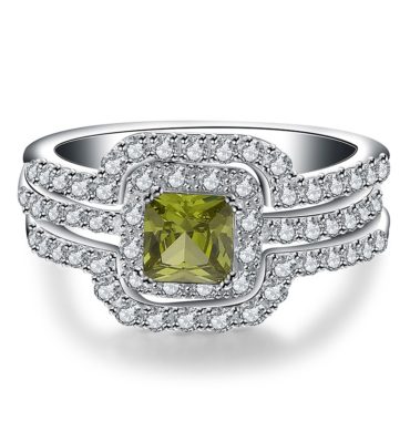 Luxurious silver 925 ring inlaid with olive green crystal bezel and side white special crystals