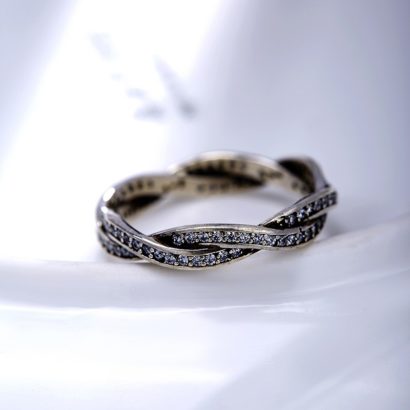 braid silver ring inlaid with special crystals